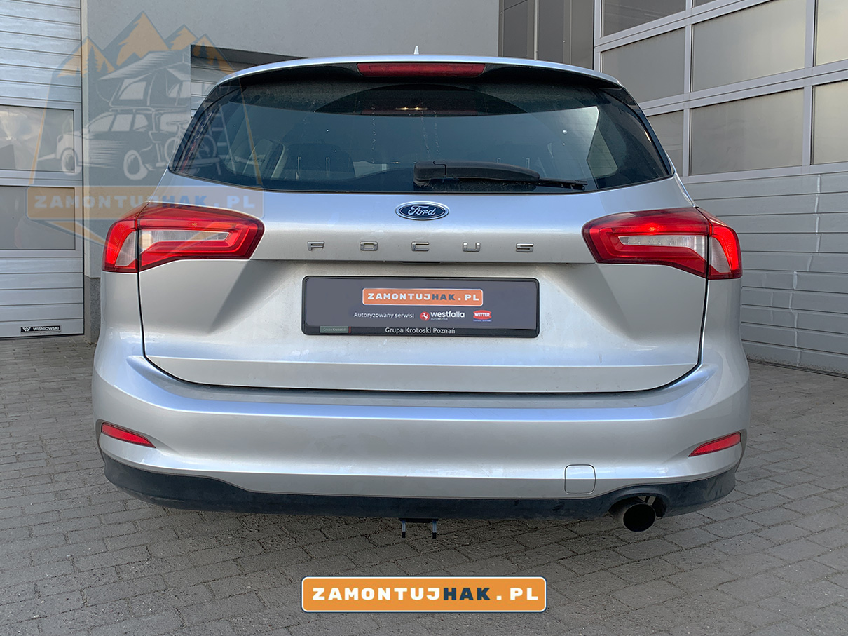 montaż haka ford focus - hak wesfalia